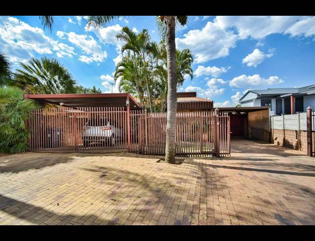 4 BEDROOM HOUSE SOLD IN THERESAPARK